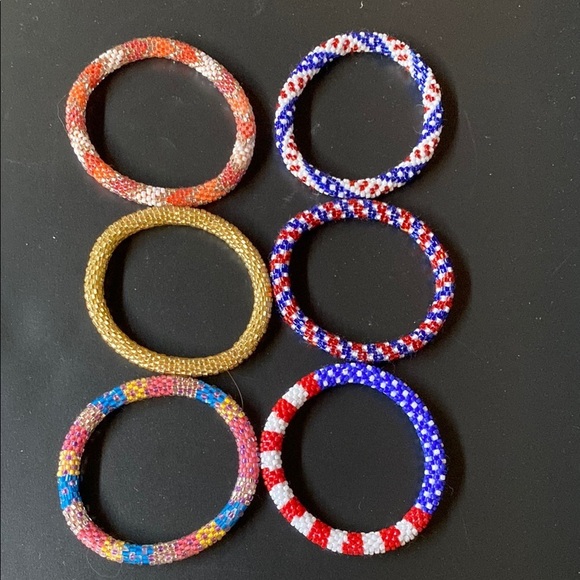 Beaded Assorted Multi Colored Bracelets SIX - Picture 1 of 8